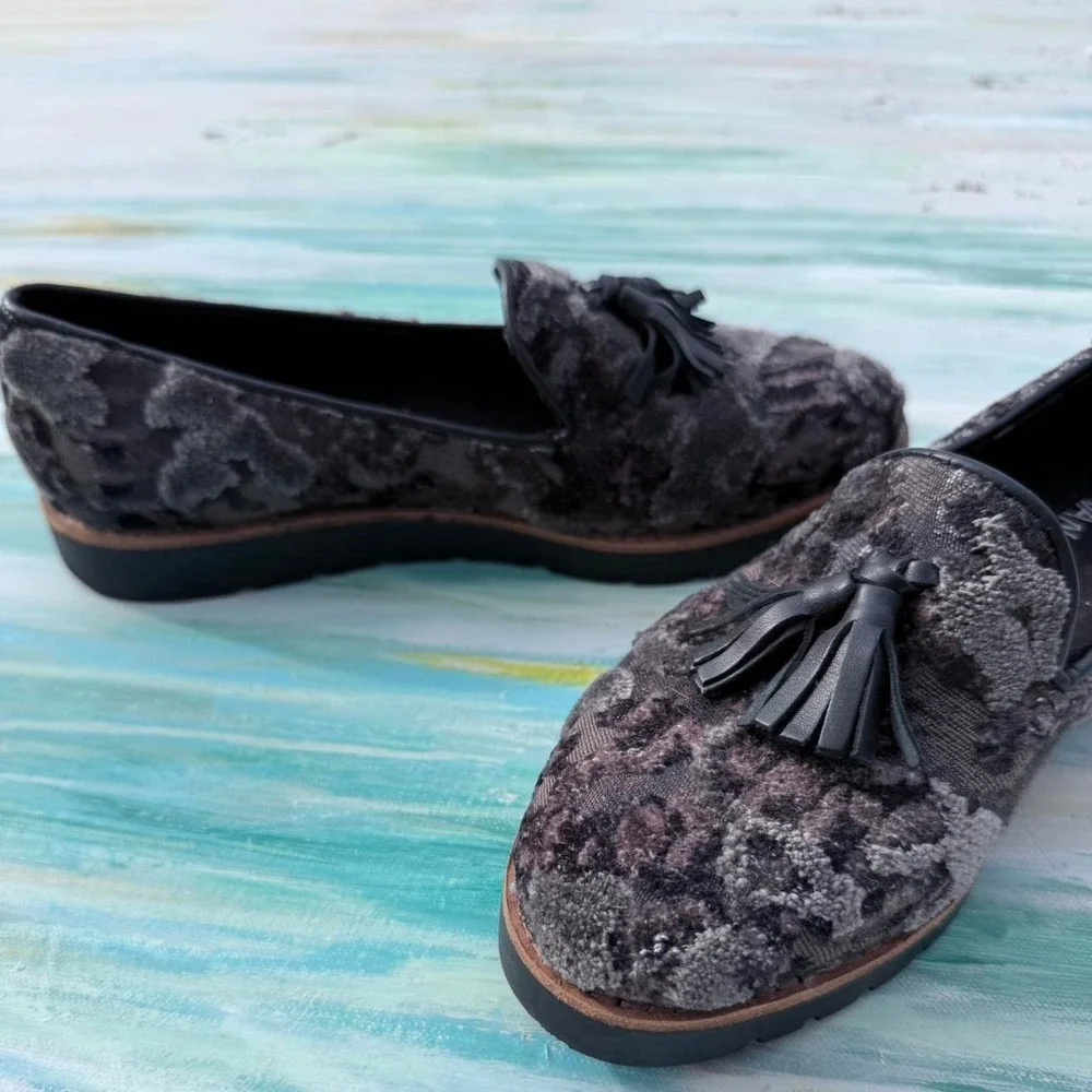 Vaneli purple and grey textured velvet tapestry loafers with black tassels